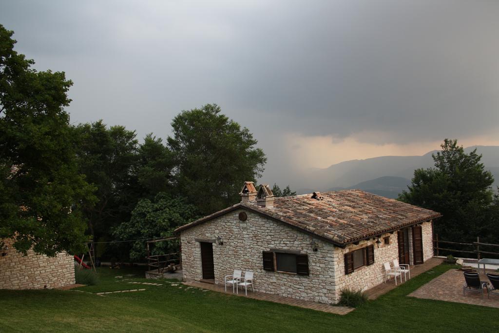 Sassoferrato Agriturismo Valdifiori מראה חיצוני תמונה